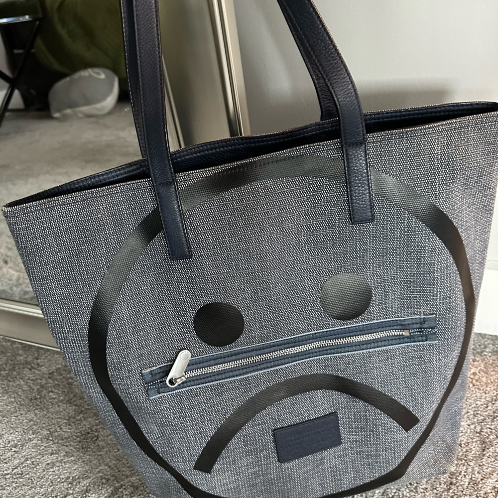 Marc Jacobs beach tote